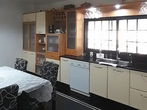 Espectacular Casa de 4 ambientes en La Tablada