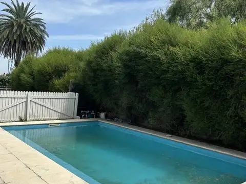 ALQUILER IMPECABLE 4 AMBIENTES-JARDIN-PISCINA-PLAYROOM  CASA DEL LAGO-PORTEZUELO