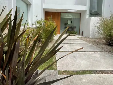 Casa  en Venta en El Gof  - Nordelta, Tigre, G.B.A. Zona Norte