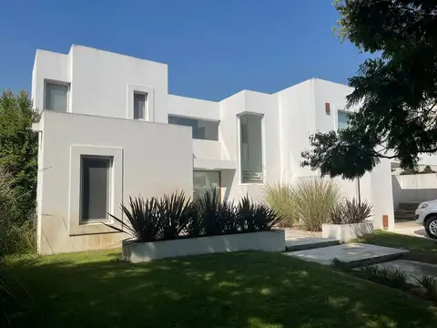 Casa en Venta en Nordelta El Golf, USD 1.400.000