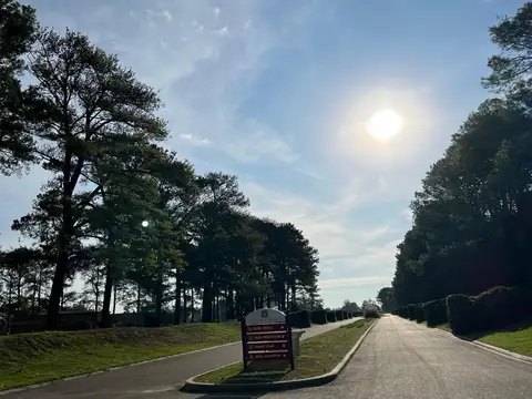 Lote terreno en venta en Pinares Country Club Exaltación de la Cruz