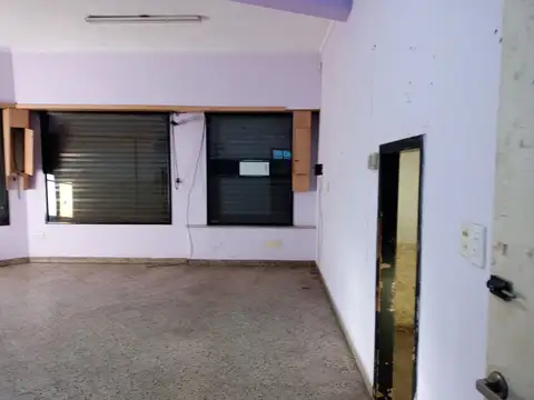 Local en Alquiler 40 años