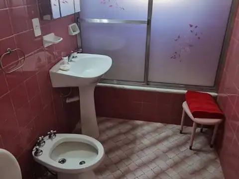 Av Juan B Justo 9100. 3 amb PB muy luminoso u$95.000 ap cred