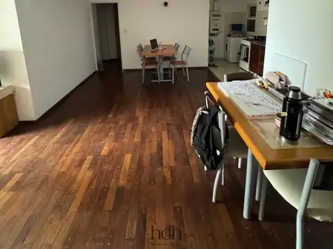 Departamento en Nueva Córdoba de 2 Dormitorios 2 Baños con balcón y amplio Living Comedor
