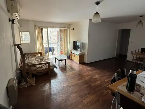 Departamento en Nueva Córdoba de 2 Dormitorios 2 Baños con balcón y amplio Living-Comedor
