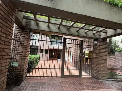 Obispo Trejo al 1000