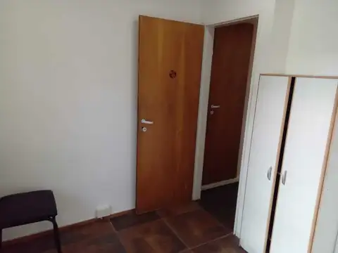 Departamento en Alquiler en Zona Universidades Bosque, $ 450.000