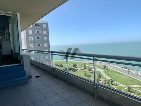 Departamento en Venta con 3 cocheras