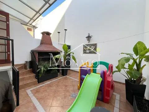 Depto Tipo Casa en Venta de 3 dormitorios