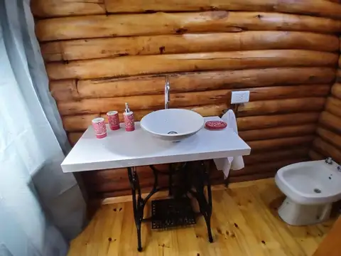 Casa 2 ambientes con 1 baño