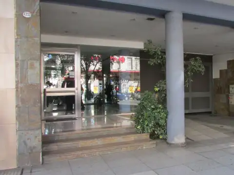 1 AMB FRENTE, EXCELENTE ESTADO Y UBICACIÓN - EDIF. VENDIDOPOR NOS.