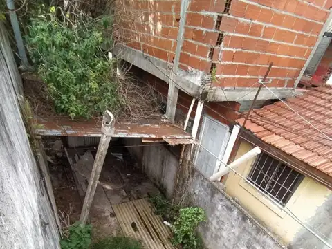 Terreno en Venta en Villa Luzuriaga, USD 82.000