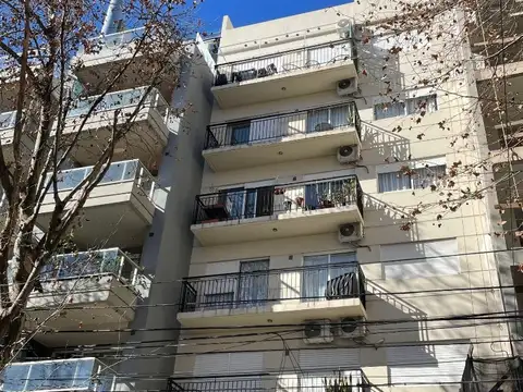 IMPECABLE MONOAMBIENTE DESDE 1 de ENERO LISTO PARA ENTRAR