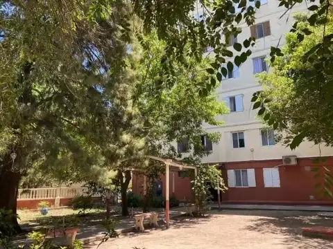 Cucha Cucha e/ Edison y Génova