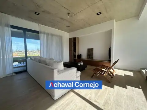 VENTA| Casa en Barrio Amarras, Puertos (3 dormitorios, dependencia, pileta)