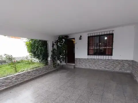 Casa en Alquiler en Salta, $ 830.000