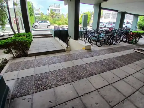 Cochera cubierta Subsuelo. Saavedra