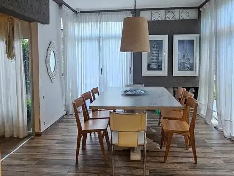 Depto Tipo Casa en Venta de 4 ambientes