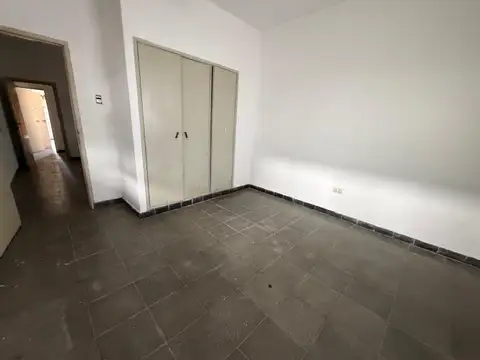 Casa en planta baja - Leguizamon 942 Bis