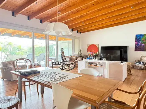 Casa en Alquiler en Altamira, USD 3.700