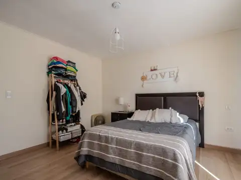 Depto Tipo Casa en Venta 26 años