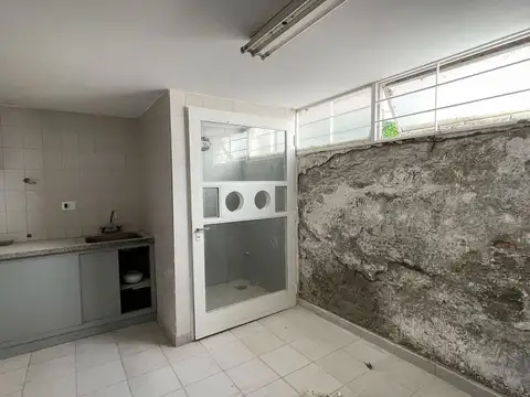 LOCAL COMERCIAL COMODORO RIVADAVIA EN ALQUILER