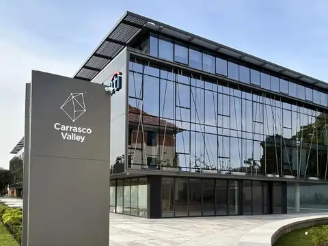 Oficina con servicios - Carrasco