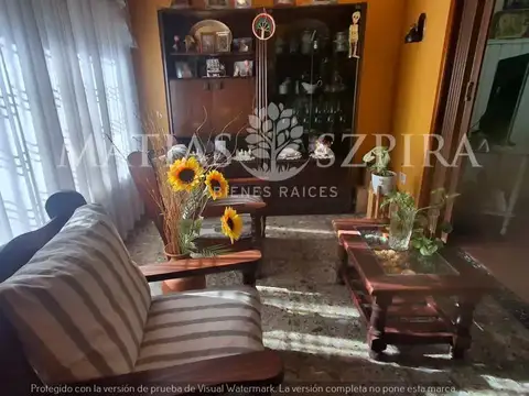Casa en Venta en Castelar, USD 94.900