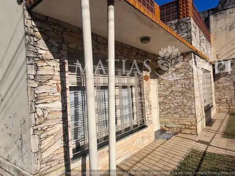 VENTA CASA TIPO AMERICANA CASTELAR NORTE