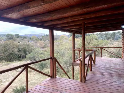 VENTA CABAÑA 2 DORM BARRIO SEMICERRADO LA FALDA 