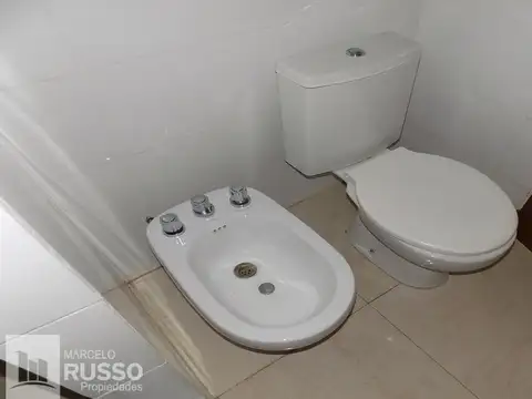 Depto Tipo Casa 3 ambientes con 2 baños