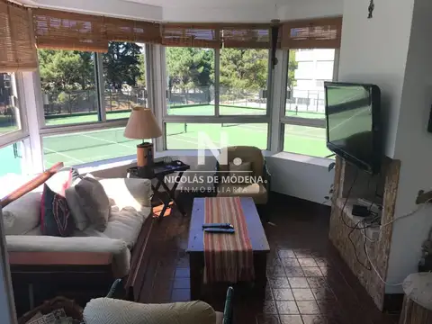 Departamento en Venta de 4 dormitorios