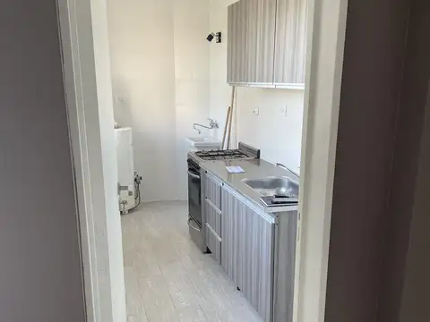 Departamento en Alquiler en Monte Grande, $ 640.000