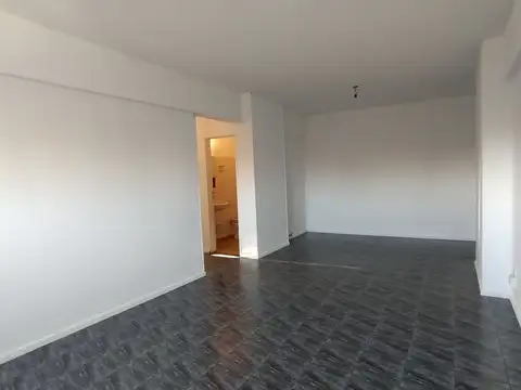 VENTA DEPARTAMENTO 4 AMBIENTES FLORESTA