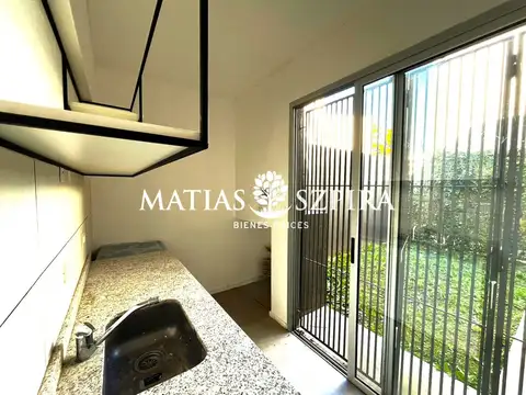 Depto Tipo Casa 3 ambientes con 2 baños