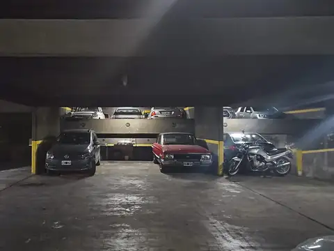 Av. Jujuy 1100, Piso -1