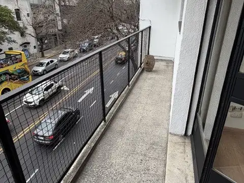 Excelente Oficina Av Belgrano 200 Monserrat Centro