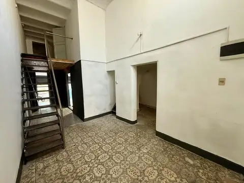 Local en Venta 125 años