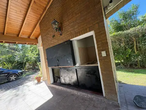 Casa en venta 5 ambientes en Saint Matthew's