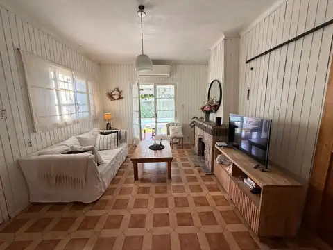 Casa en Venta en Castelar Norte, USD 270.000