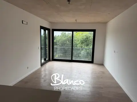 Agora I - 46 Plaza 100