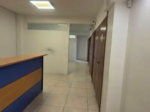Oficina Monoambiente con 2 baños
