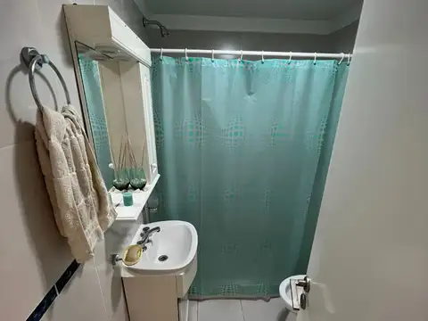 Oficina en Alquiler en Villa Sarmiento, $ 320.000