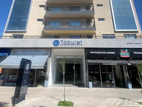 Departamento monoambiente con balcón en venta en Ituzaingó