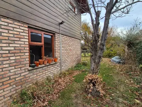 Depto Tipo Casa en Venta con 2 cocheras