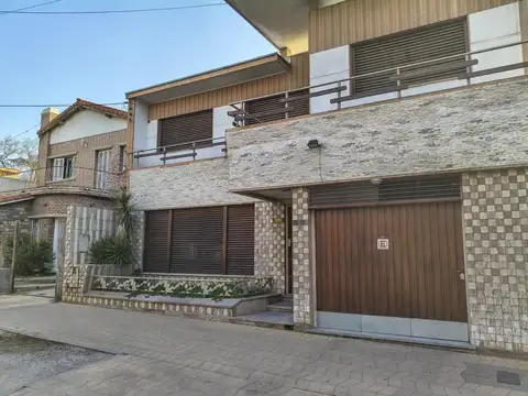 CASA EN VENTA BARRIO BOMBAL CON TOUR VIRTUAL