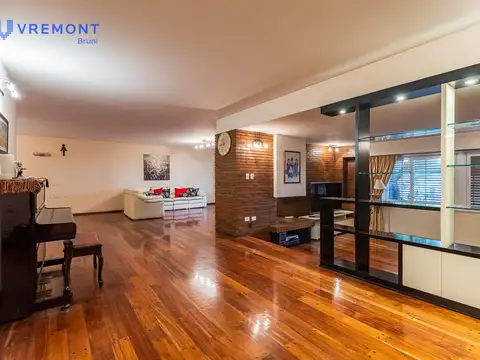 Departamento en Alquiler de 4 dormitorios