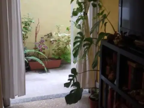 Depto Tipo Casa en Venta de 2 ambientes