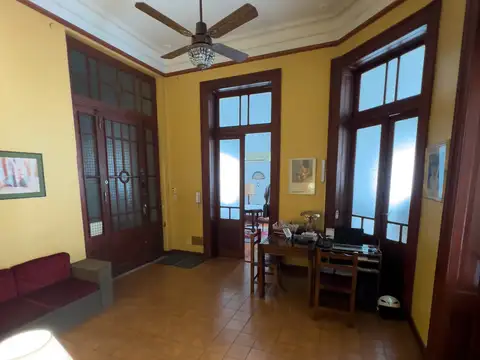 Departamento 5 ambientes con 2 baños