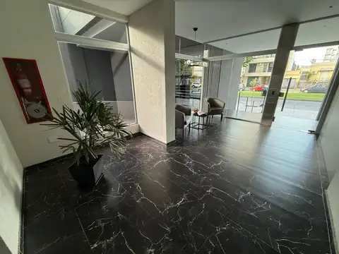 Departamento en Alquiler en Plaza Juan Domingo Perón, $ 600.000